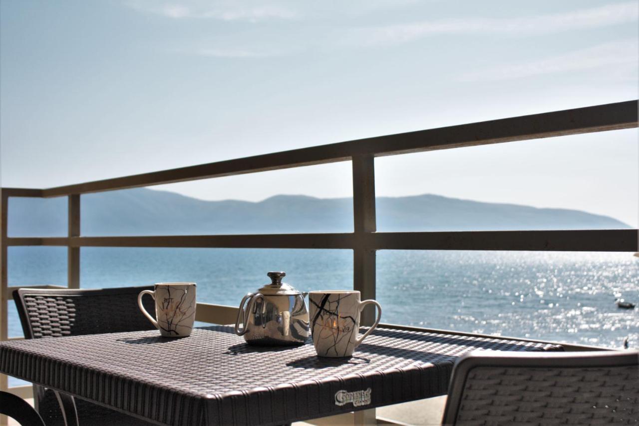 VlorëAdriatic Getawayアパートメント エクステリア 写真